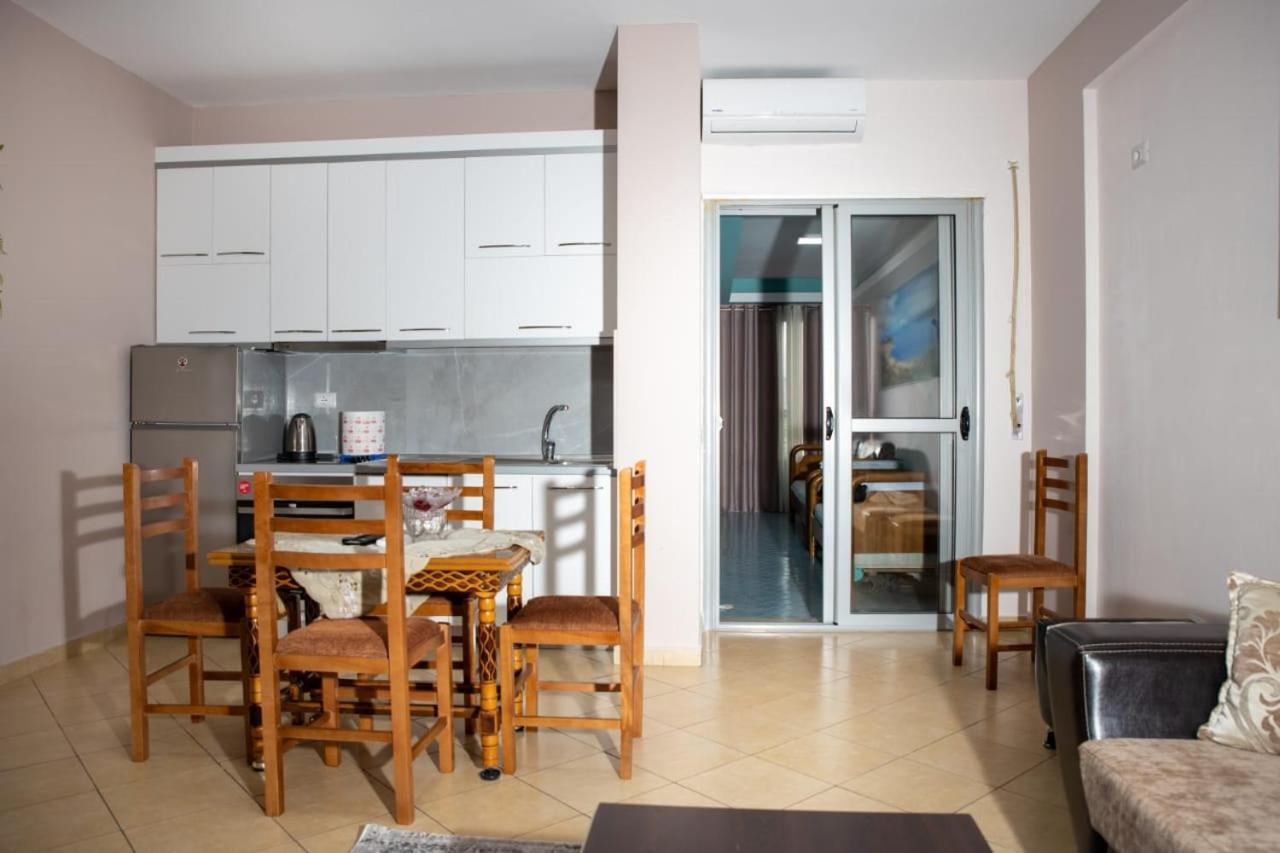 Colombo'S Apartment Vlorë Екстериор снимка